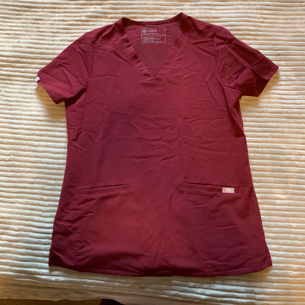 Figs- scrub top